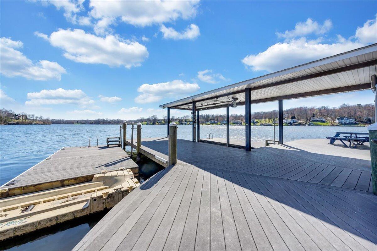 1433 Longview Estates DR Unit: +Lot 7