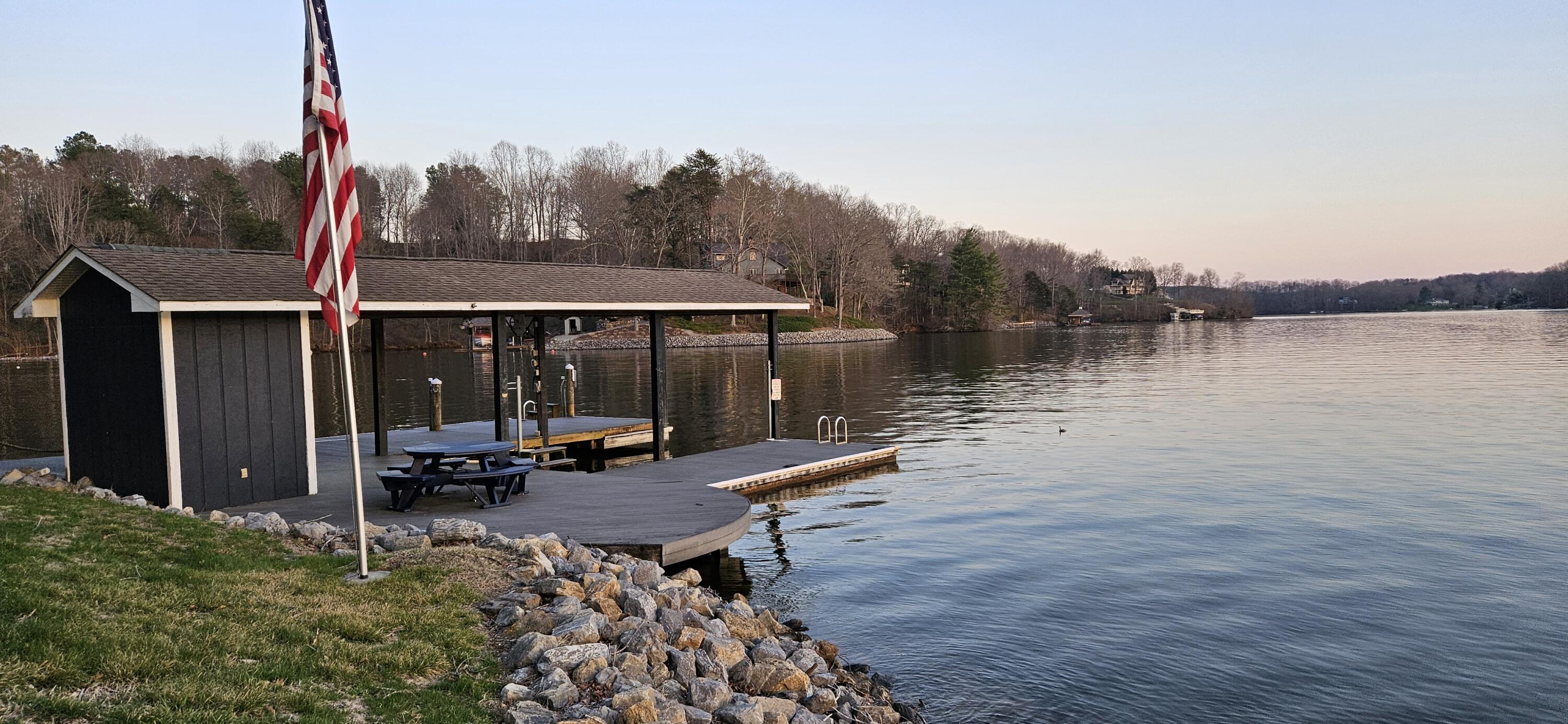 1433 Longview Estates DR Unit: +Lot 7