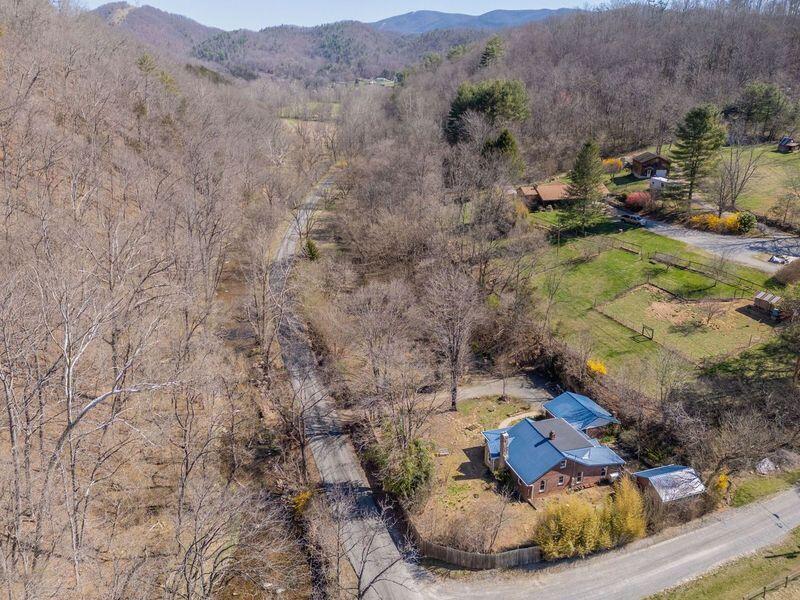 2529 Mount Pleasant RD