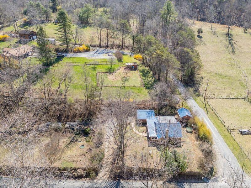 2529 Mount Pleasant RD