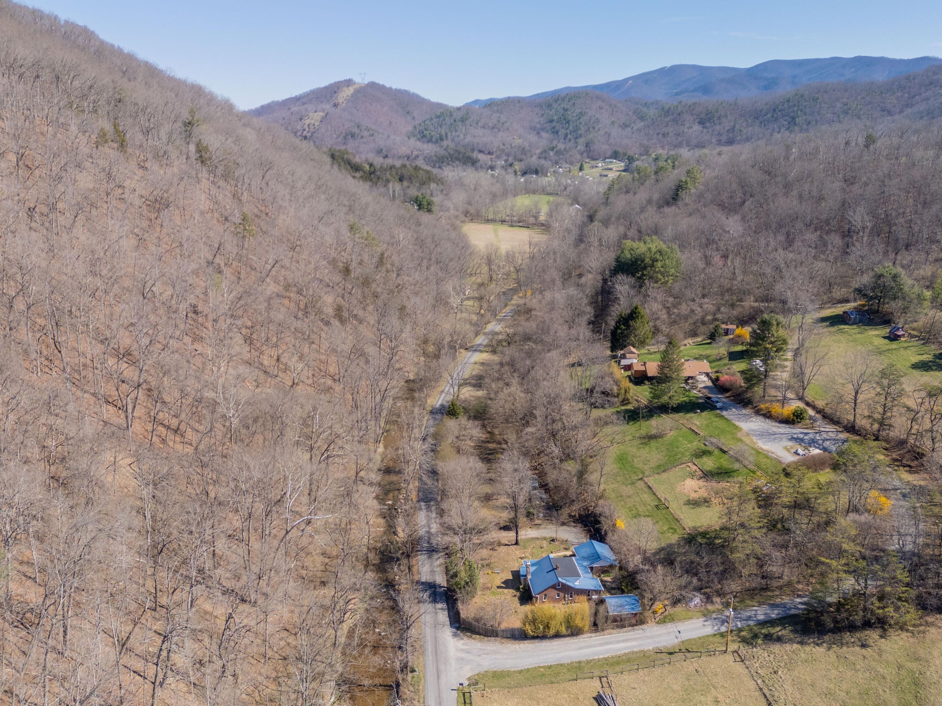 2529 Mount Pleasant RD