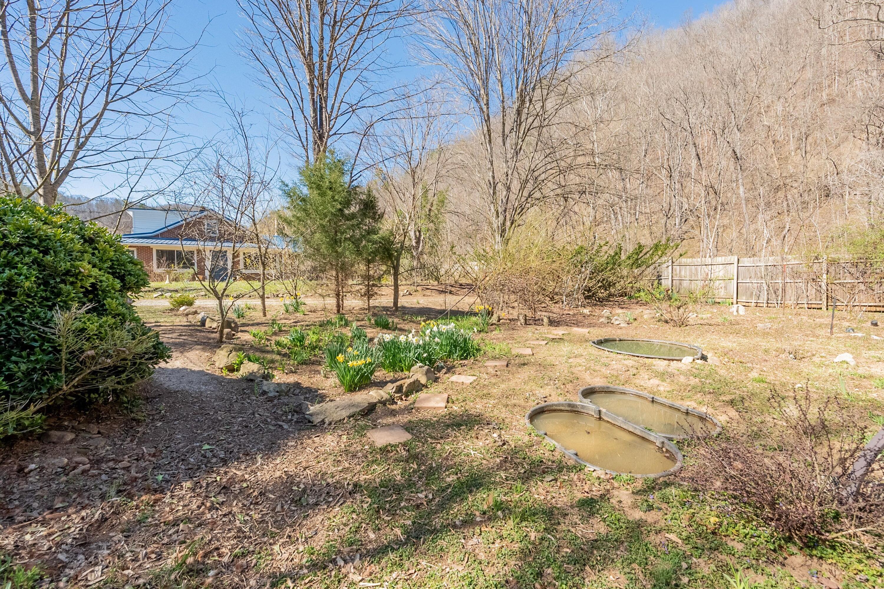 2529 Mount Pleasant RD