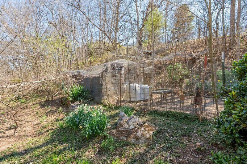 2529 Mount Pleasant RD