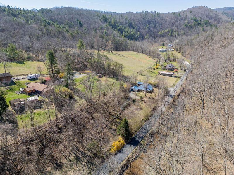 2529 Mount Pleasant RD