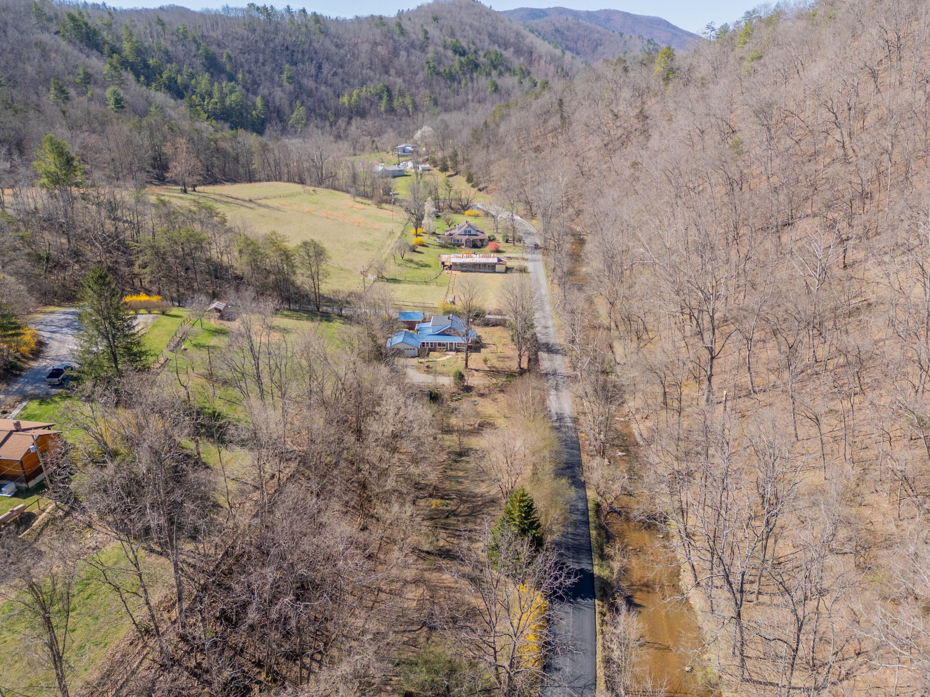 2529 Mount Pleasant RD