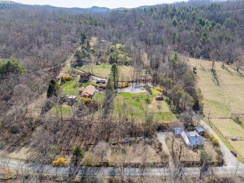 2529 Mount Pleasant RD