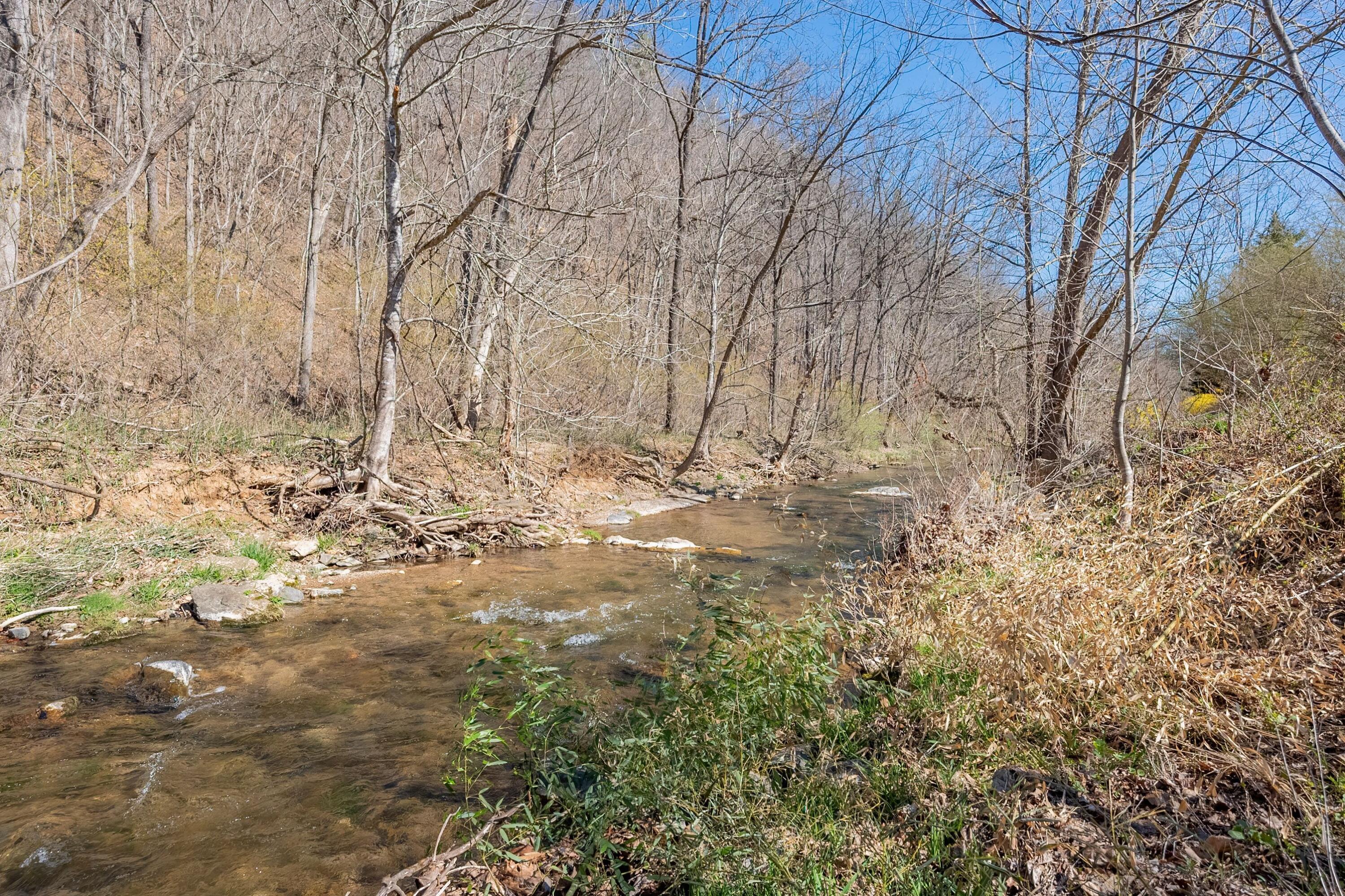 2529 Mount Pleasant RD