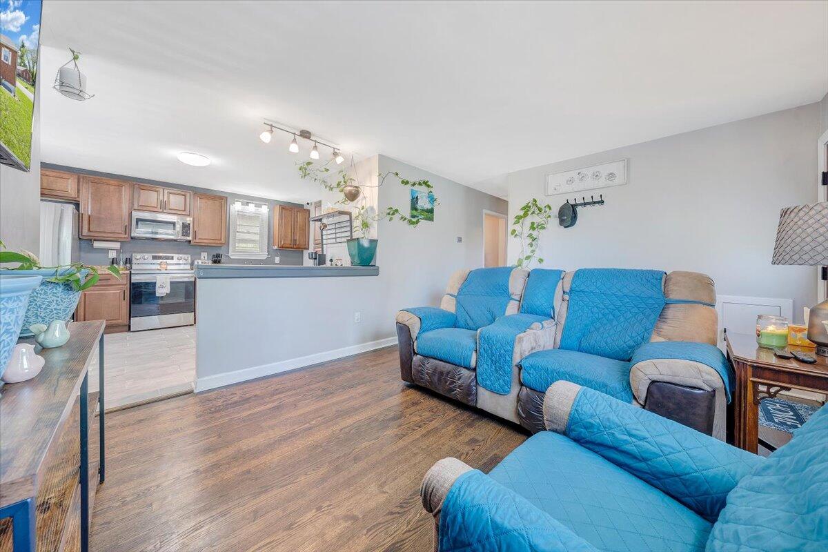 1301 22nd ST NW