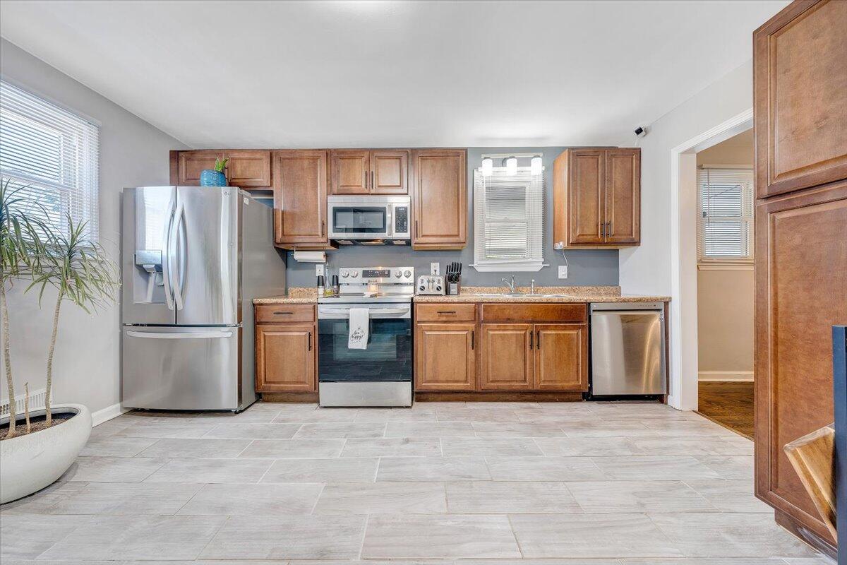 1301 22nd ST NW