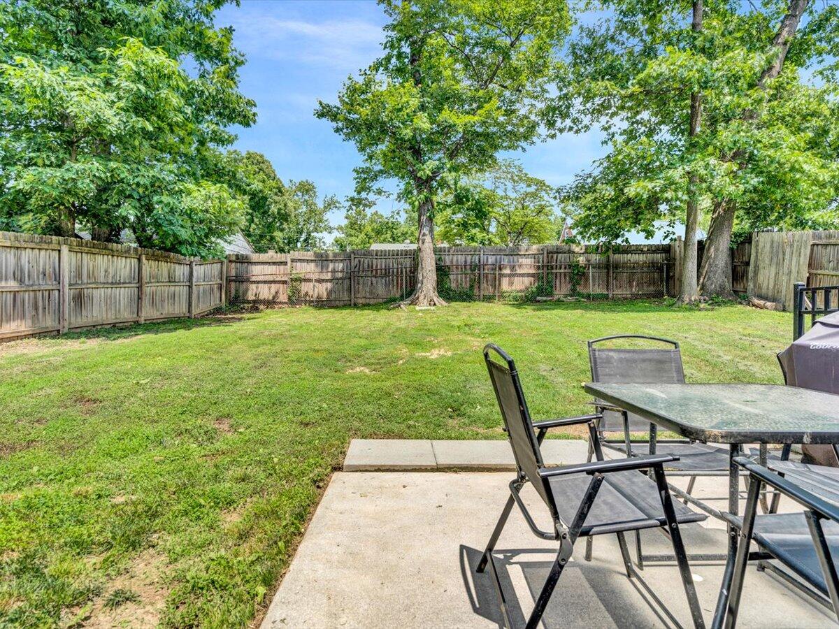 3410 Westmoreland DR