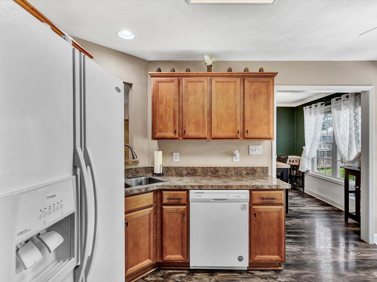 3410 Westmoreland DR