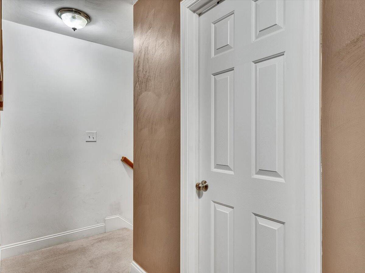 3410 Westmoreland DR