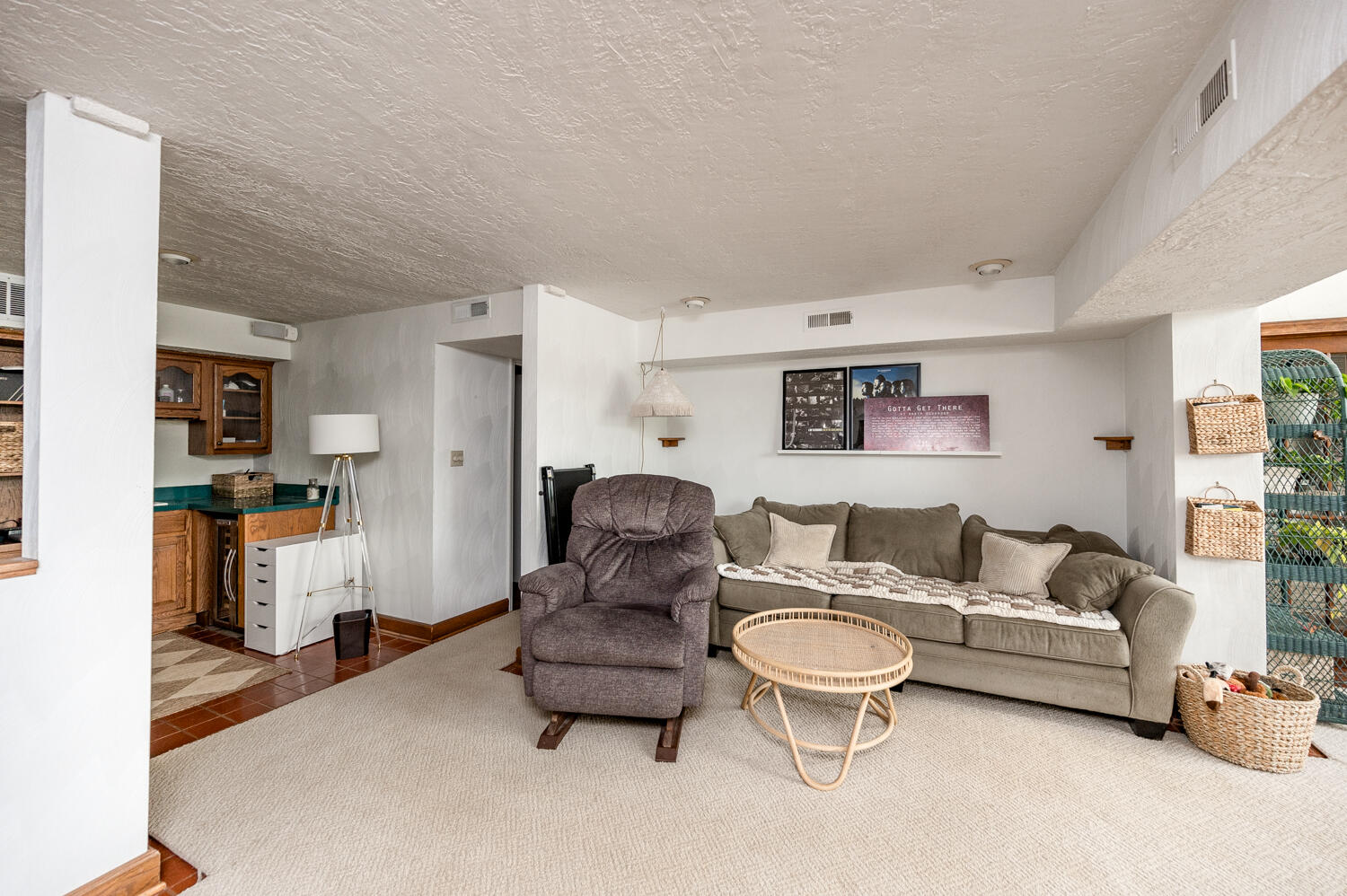 308 Sleepy Hollow DR