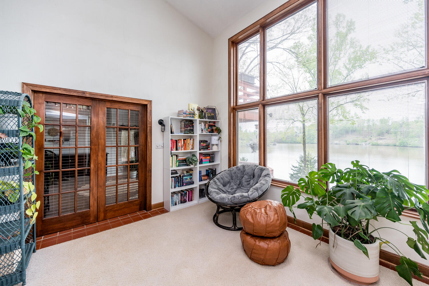 308 Sleepy Hollow DR