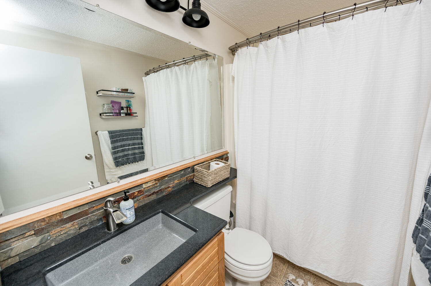 308 Sleepy Hollow DR