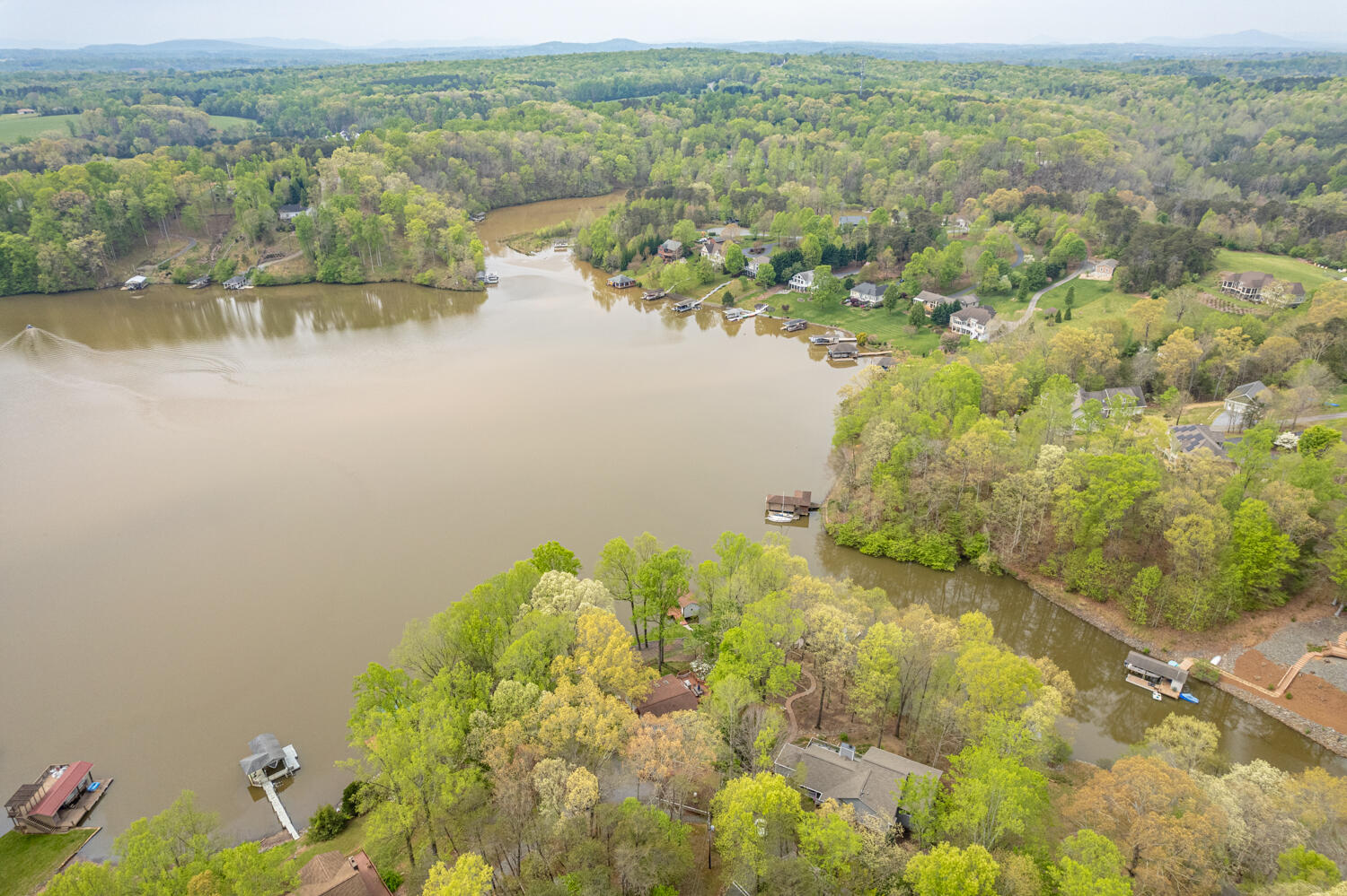 308 Sleepy Hollow DR