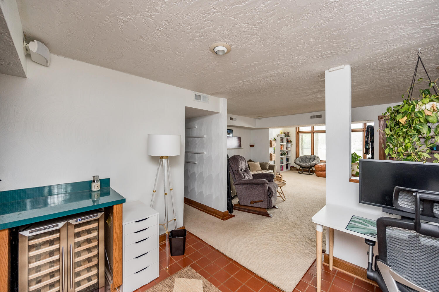 308 Sleepy Hollow DR