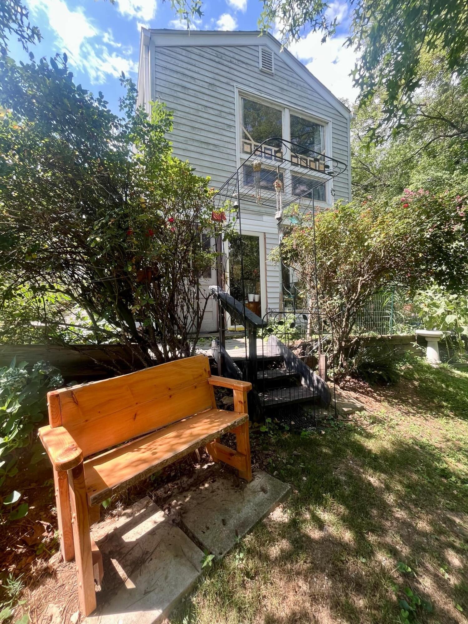 2551 Memorial AVE SW