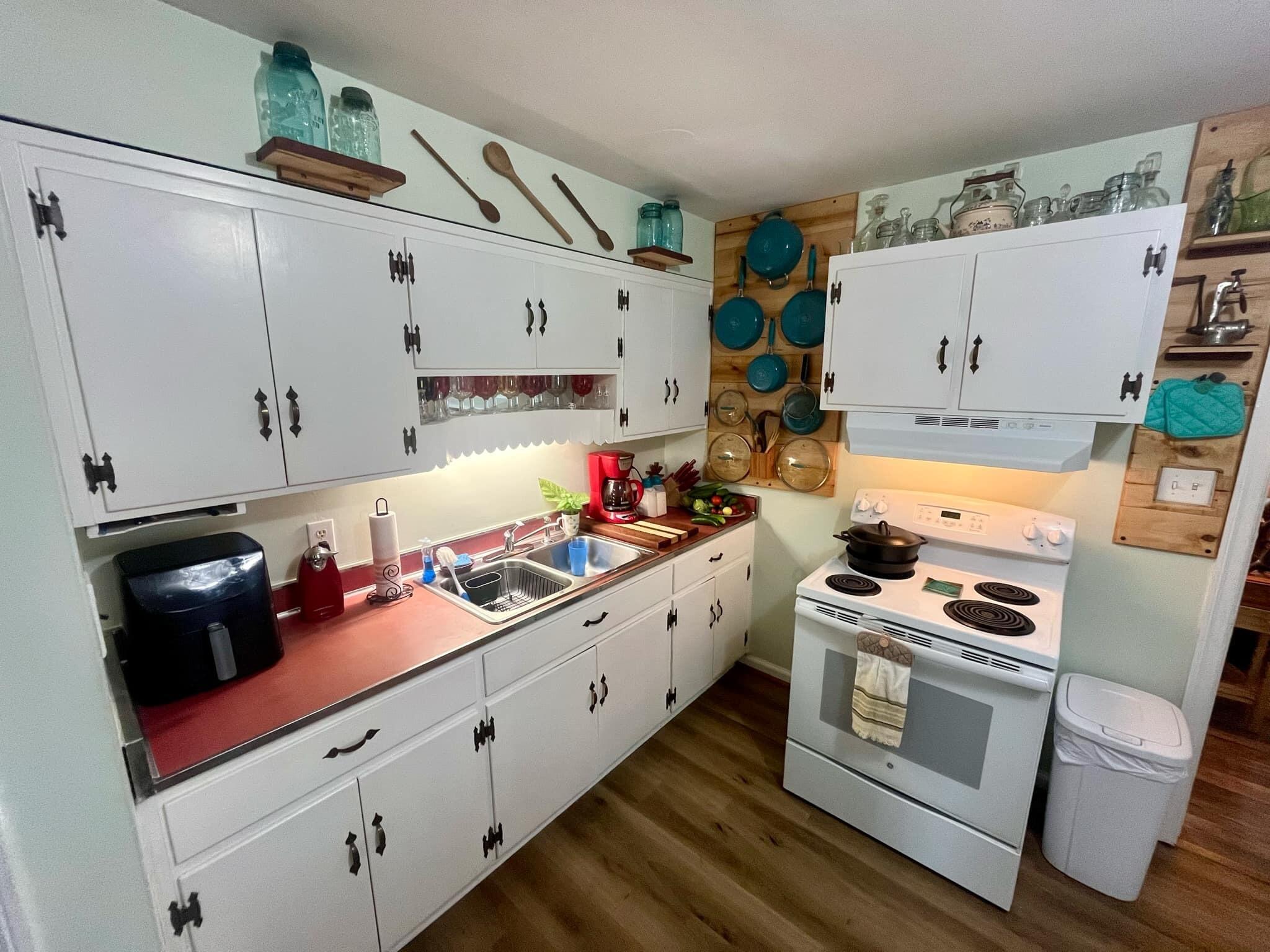 2551 Memorial AVE SW