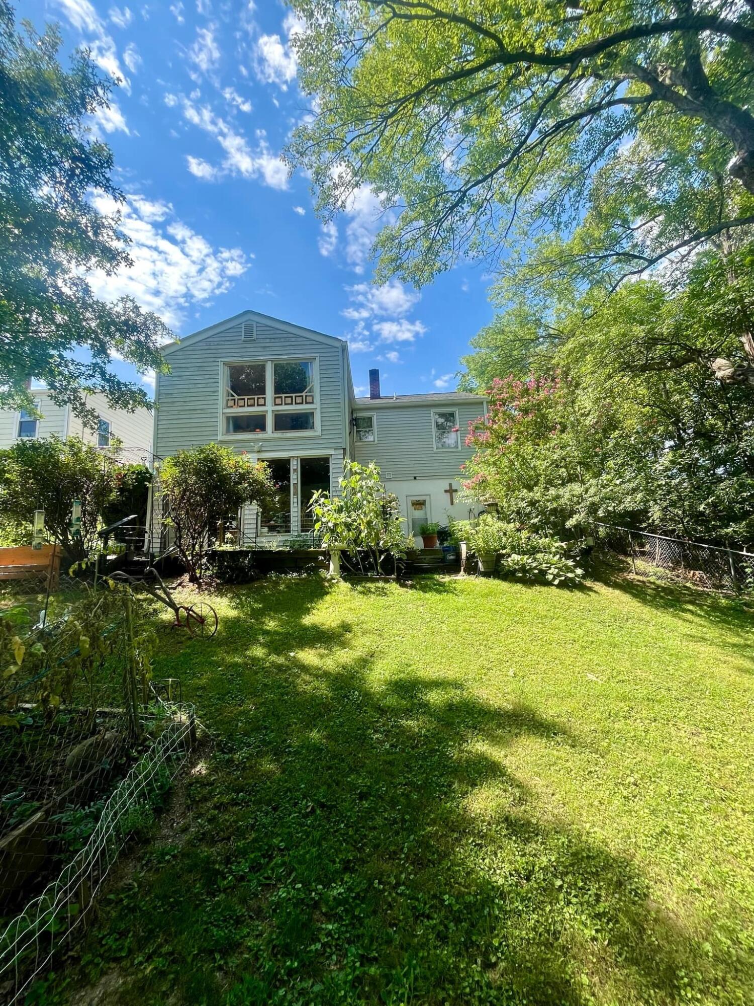 2551 Memorial AVE SW