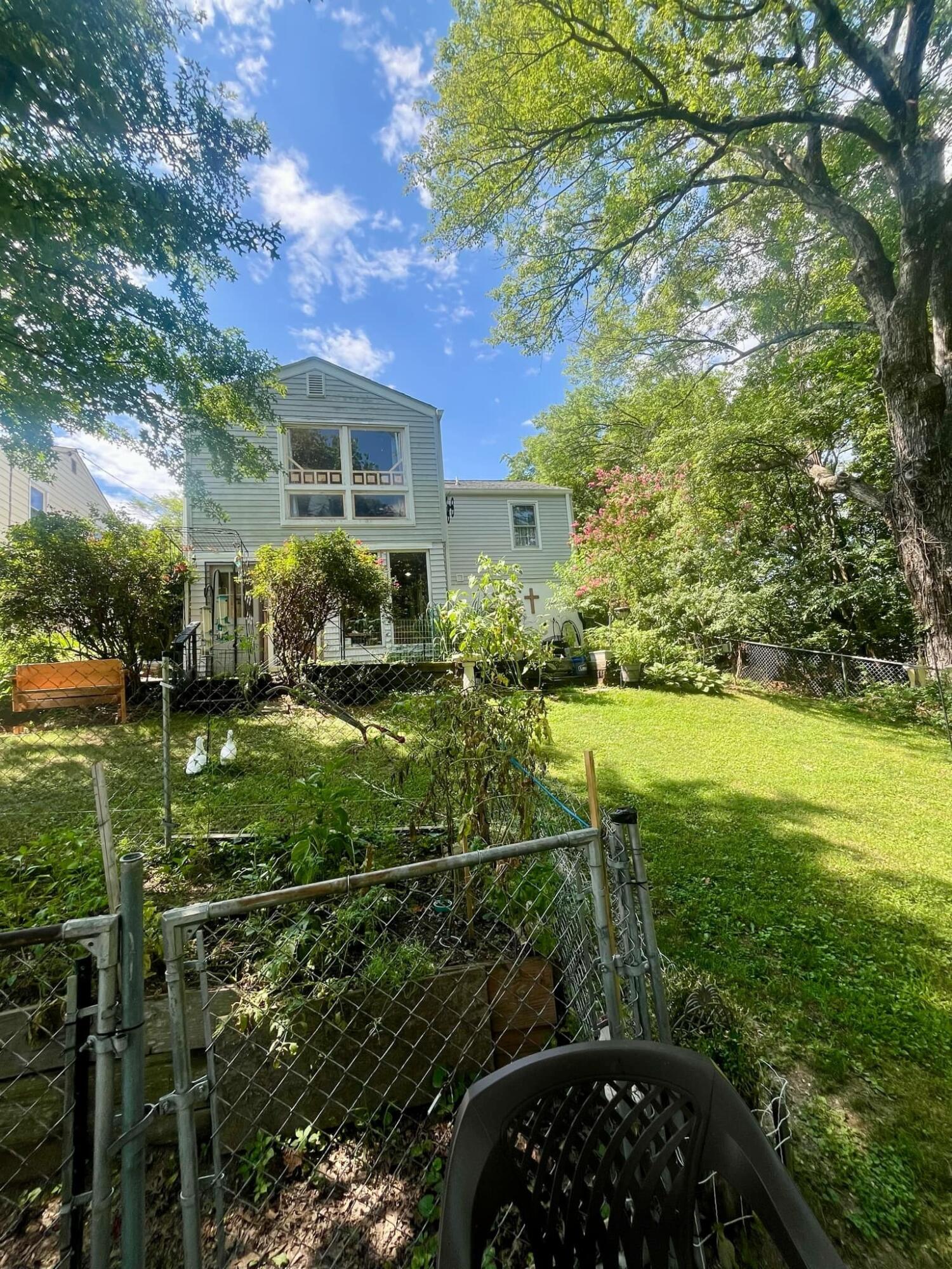 2551 Memorial AVE SW