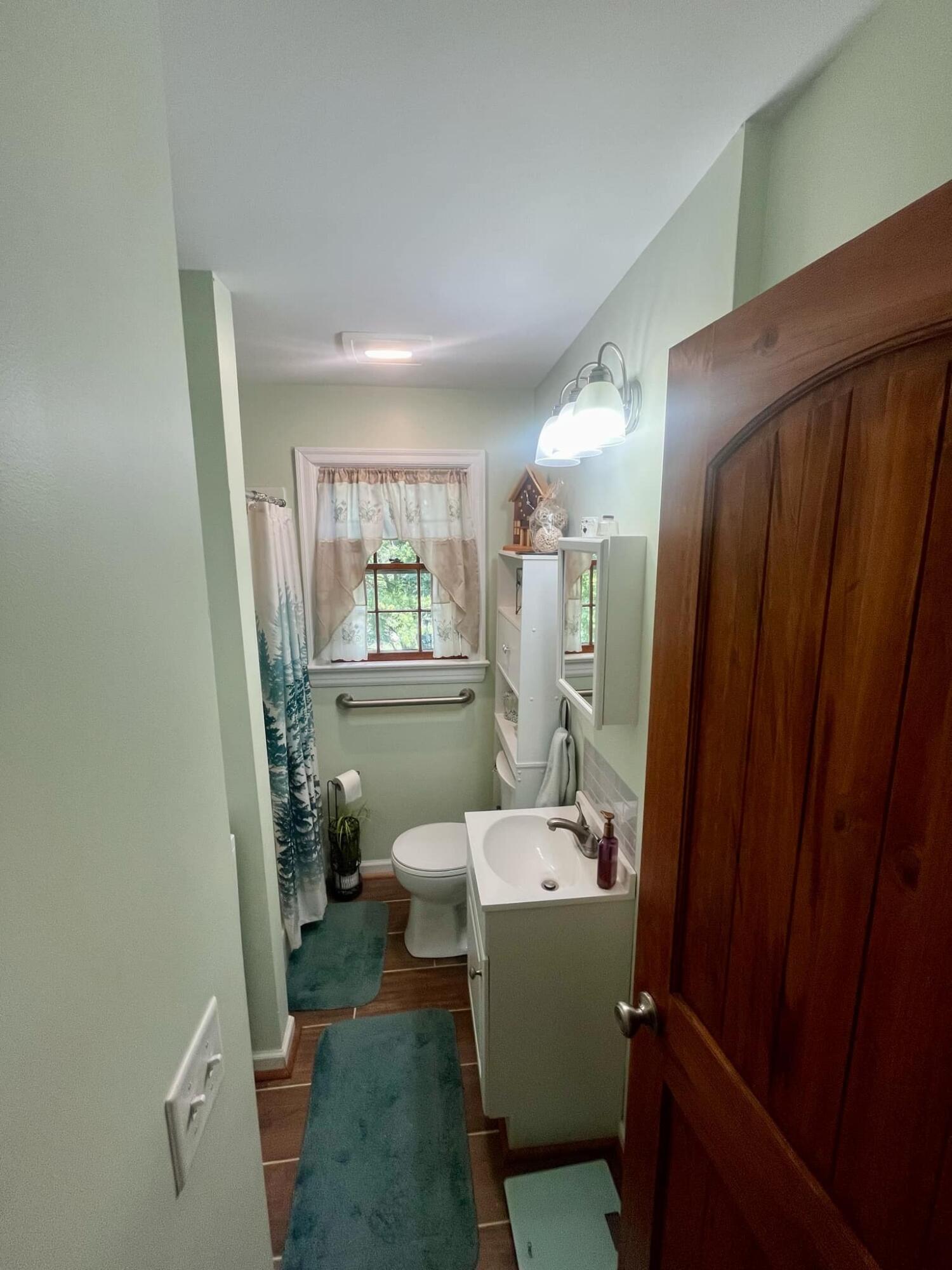 2551 Memorial AVE SW