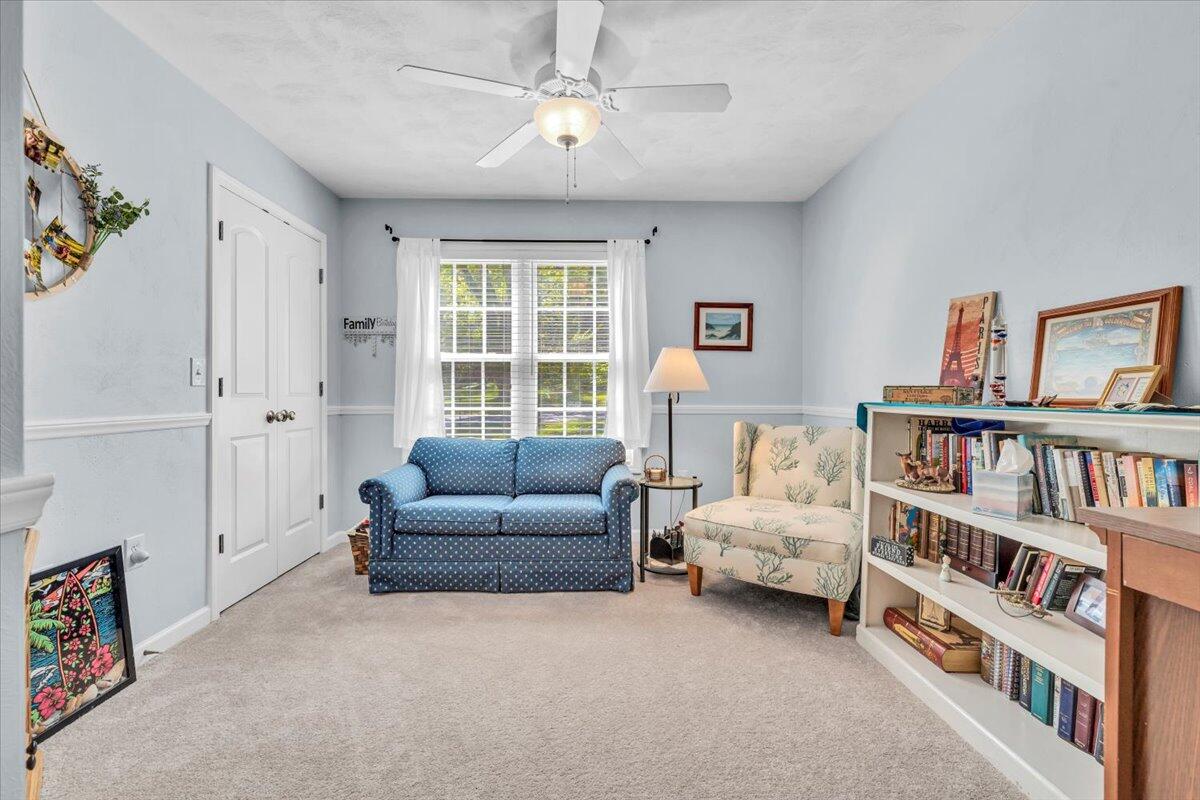 733 Hill AVE
