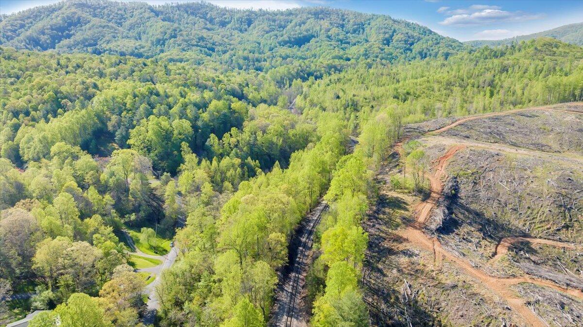 7475 Willow Branch RD