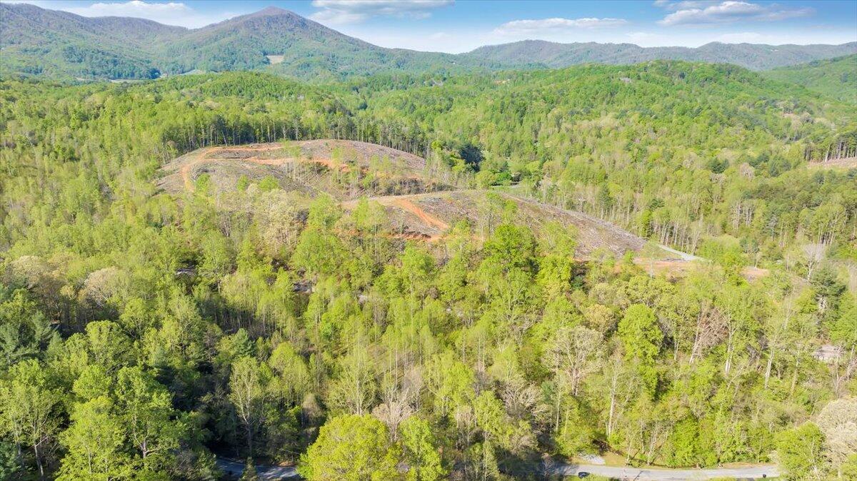 7475 Willow Branch RD