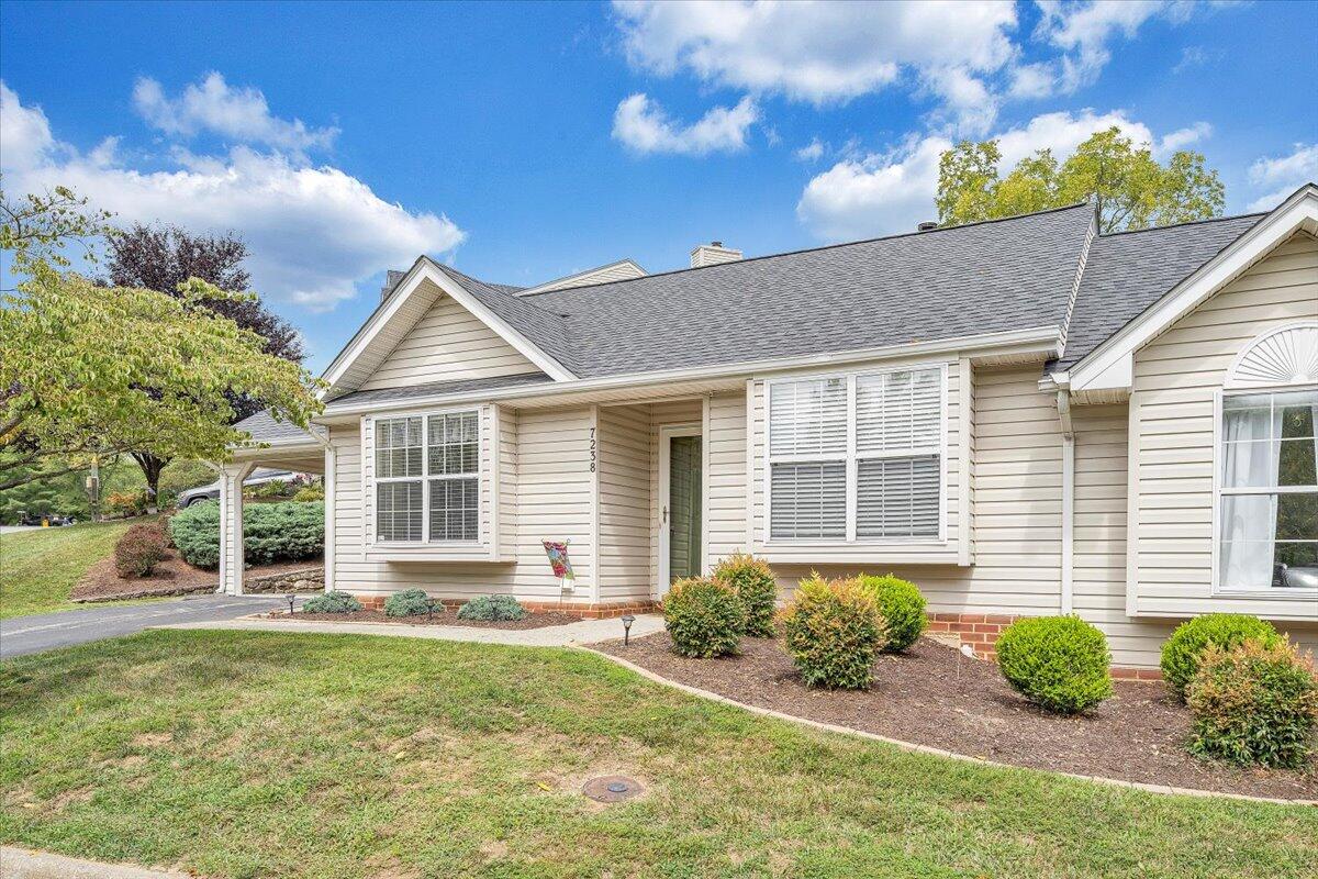 7238 Cherry Blossom CIR