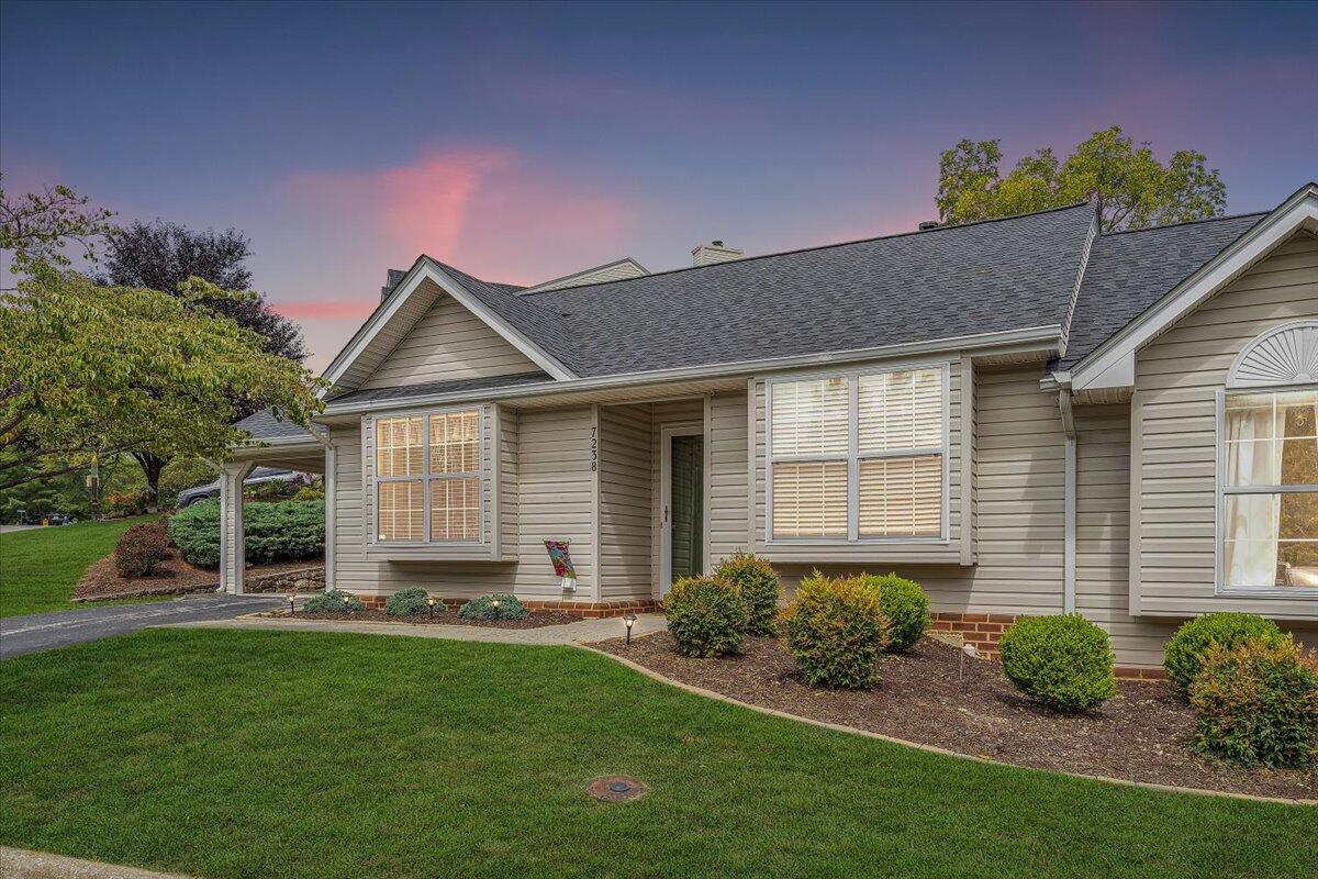 7238 Cherry Blossom CIR