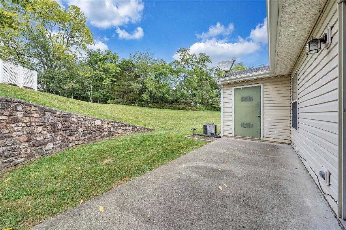 7238 Cherry Blossom CIR