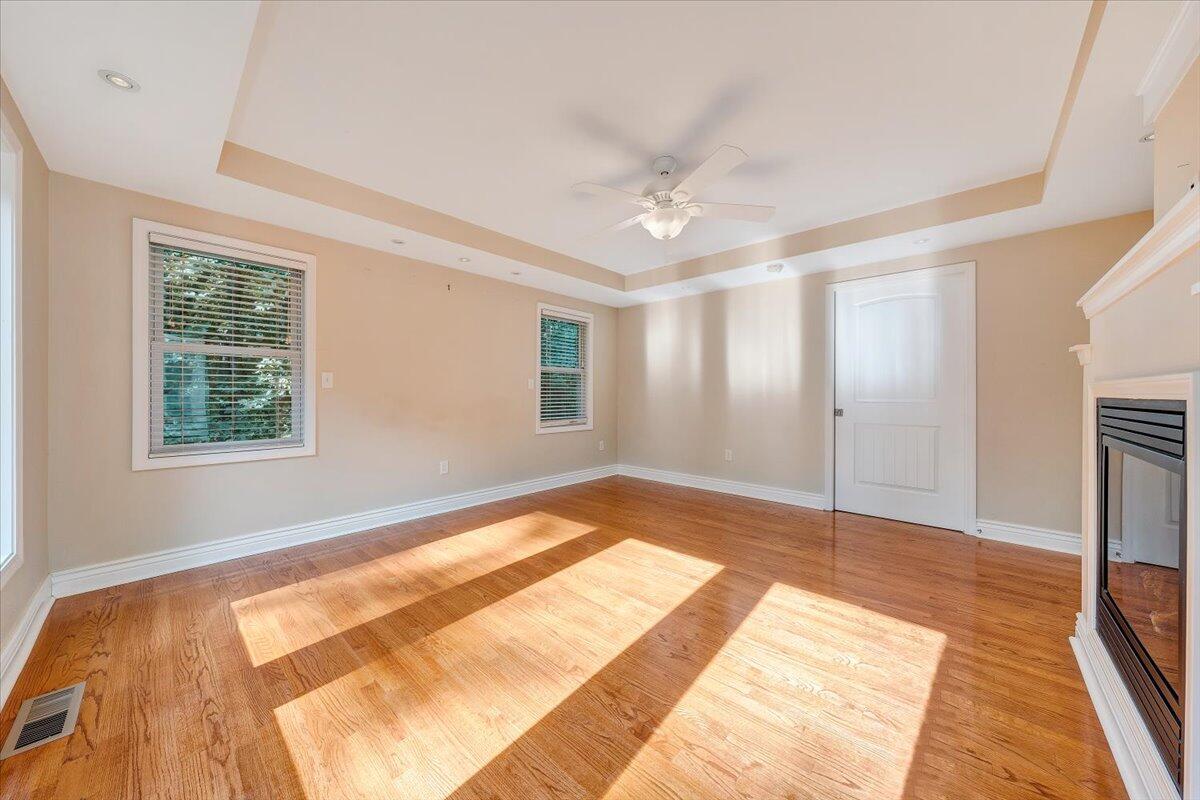 6041 Sunnycrest RD