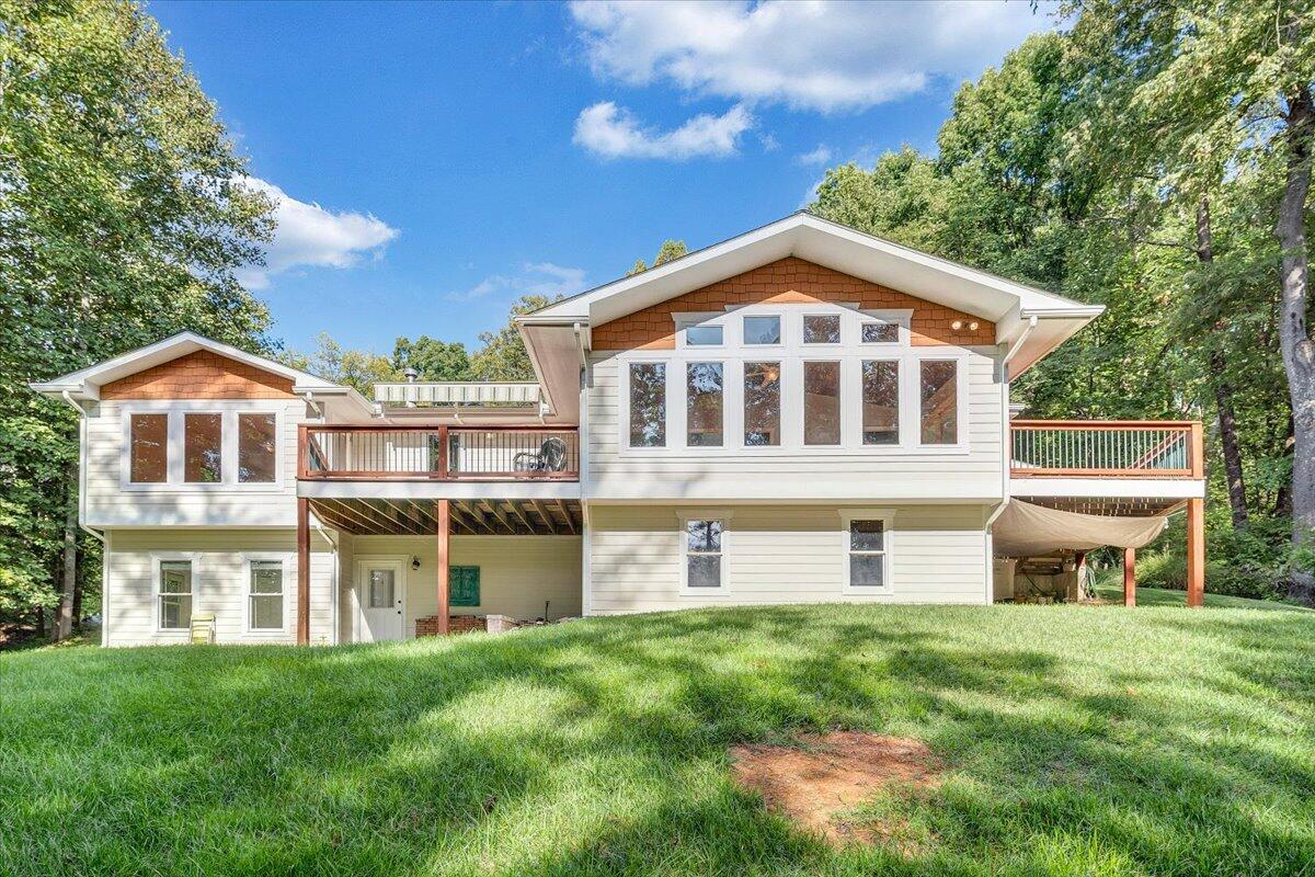 6041 Sunnycrest RD