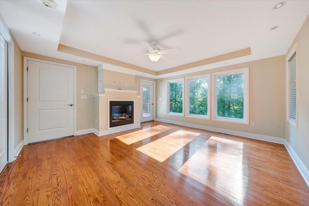 6041 Sunnycrest RD