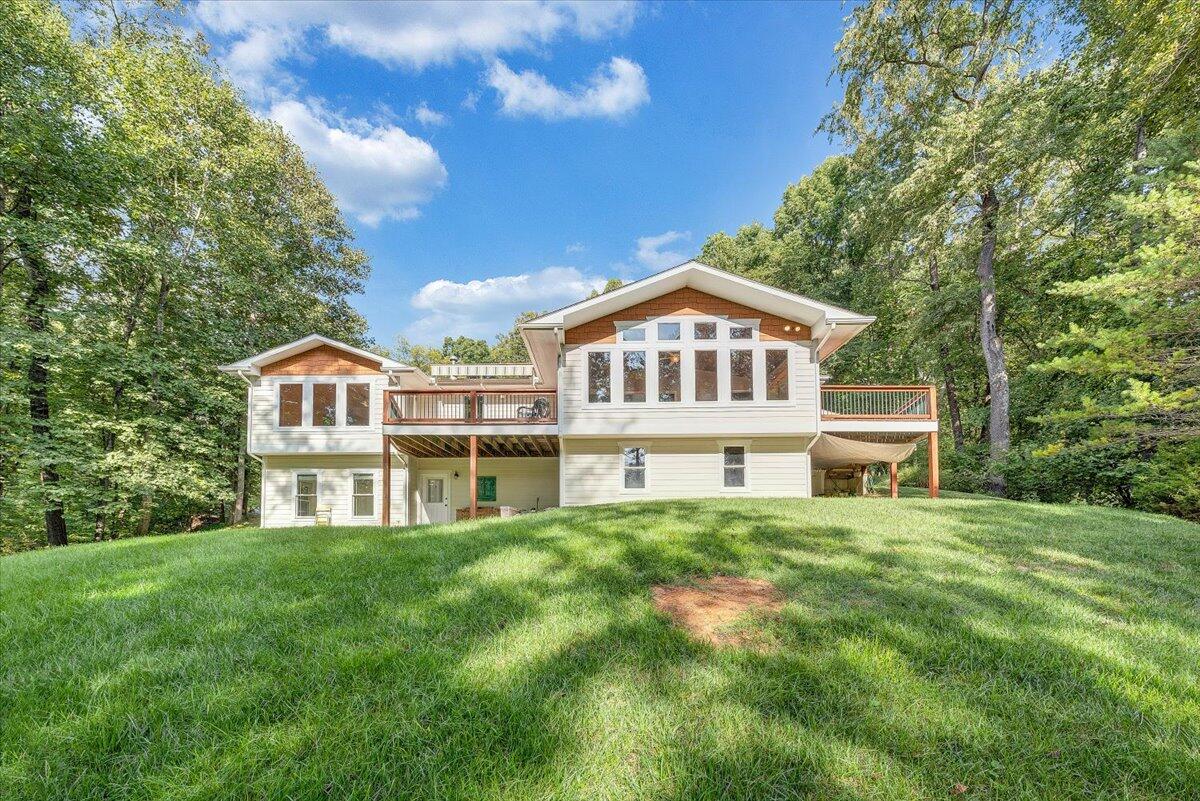 6041 Sunnycrest RD
