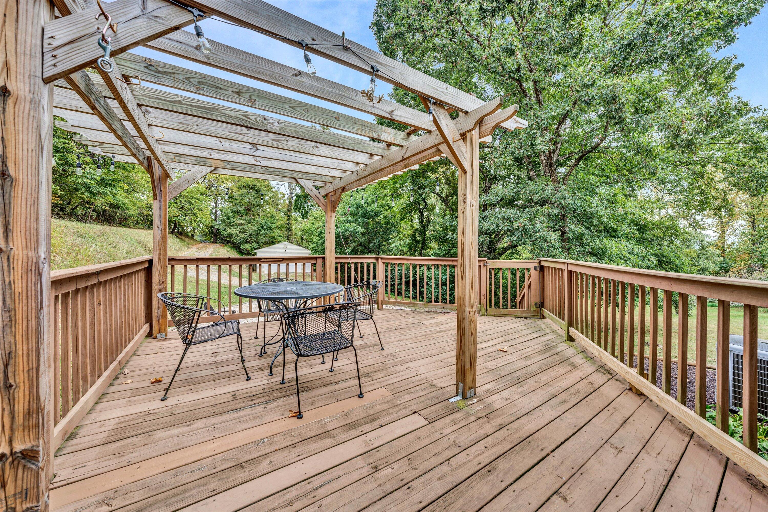 4291 Mill Iron RD