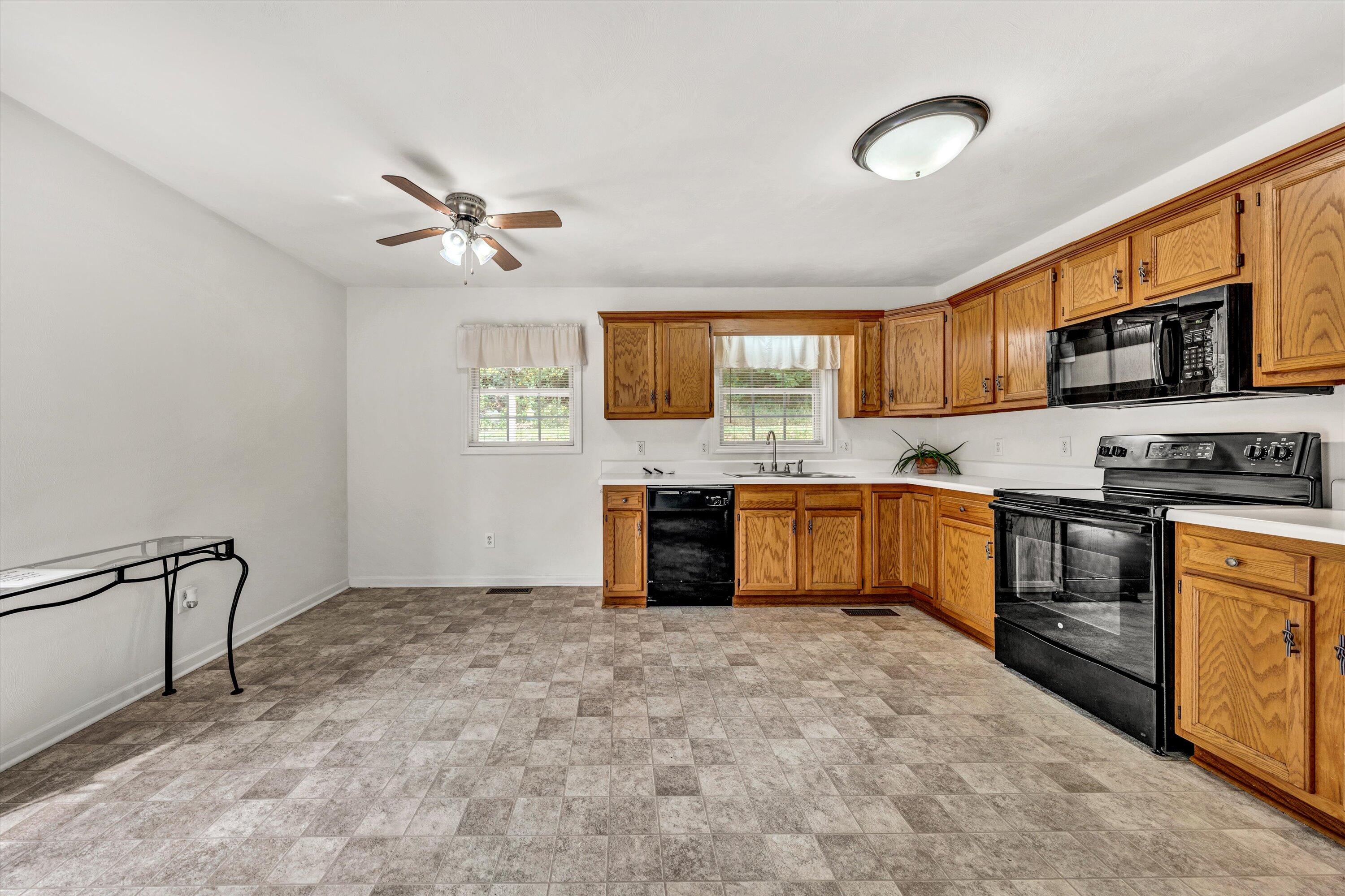 4291 Mill Iron RD