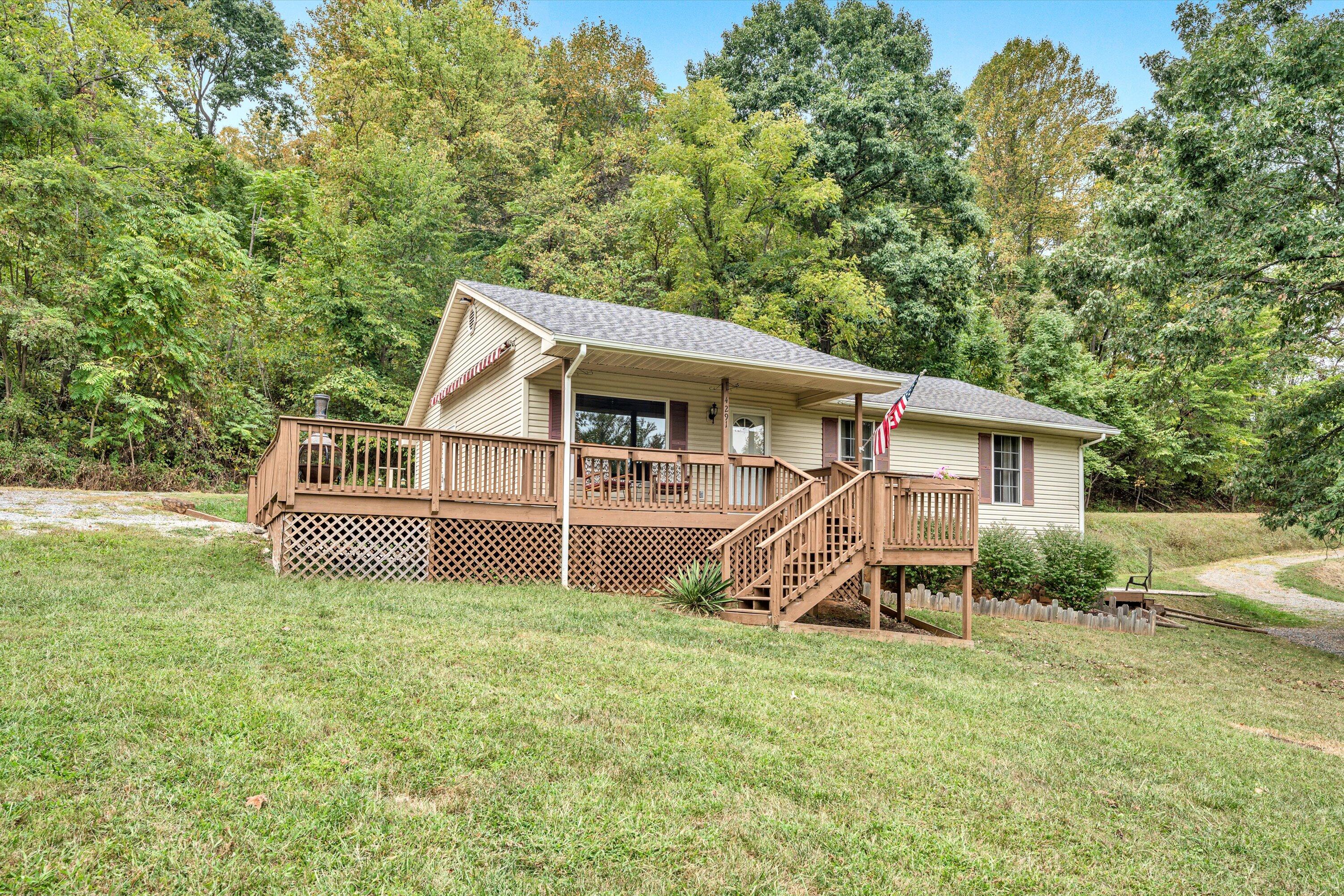 4291 Mill Iron RD