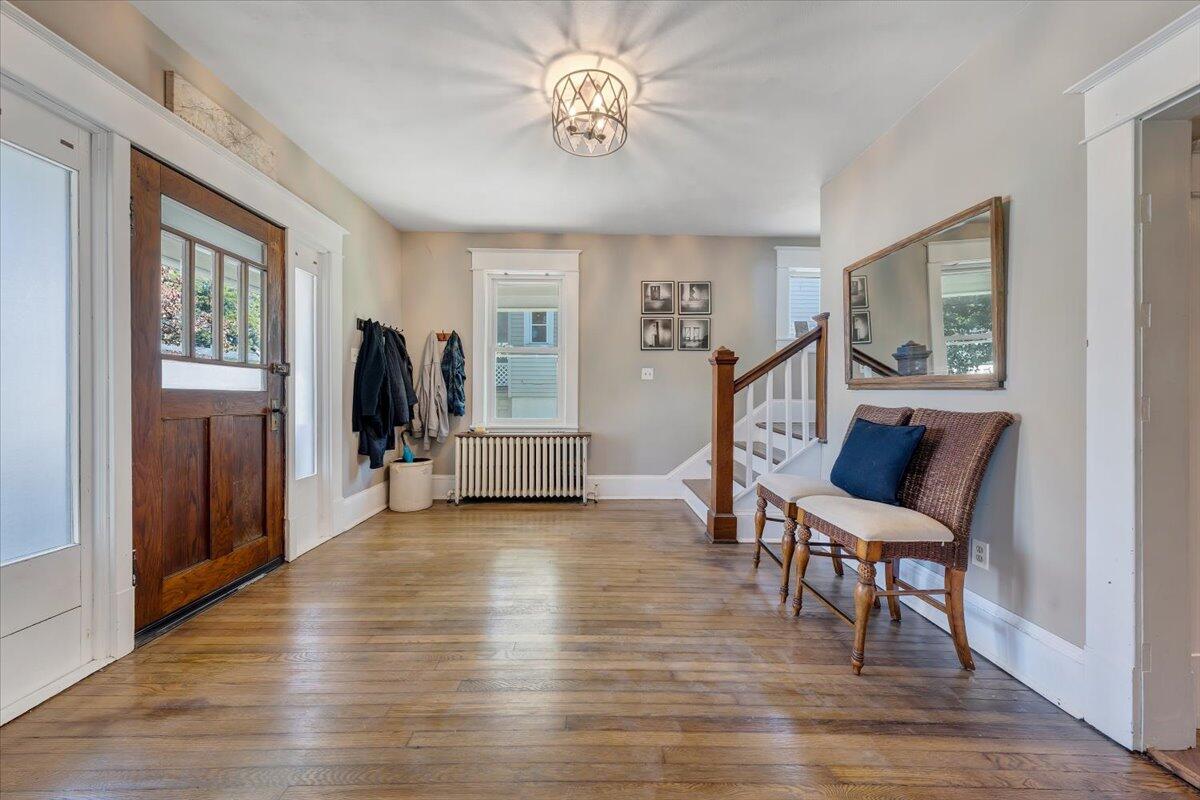 1718 Memorial AVE SW