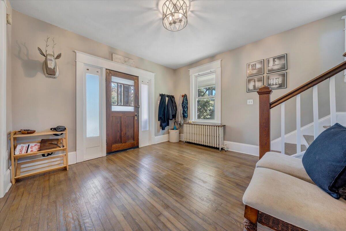 1718 Memorial AVE SW