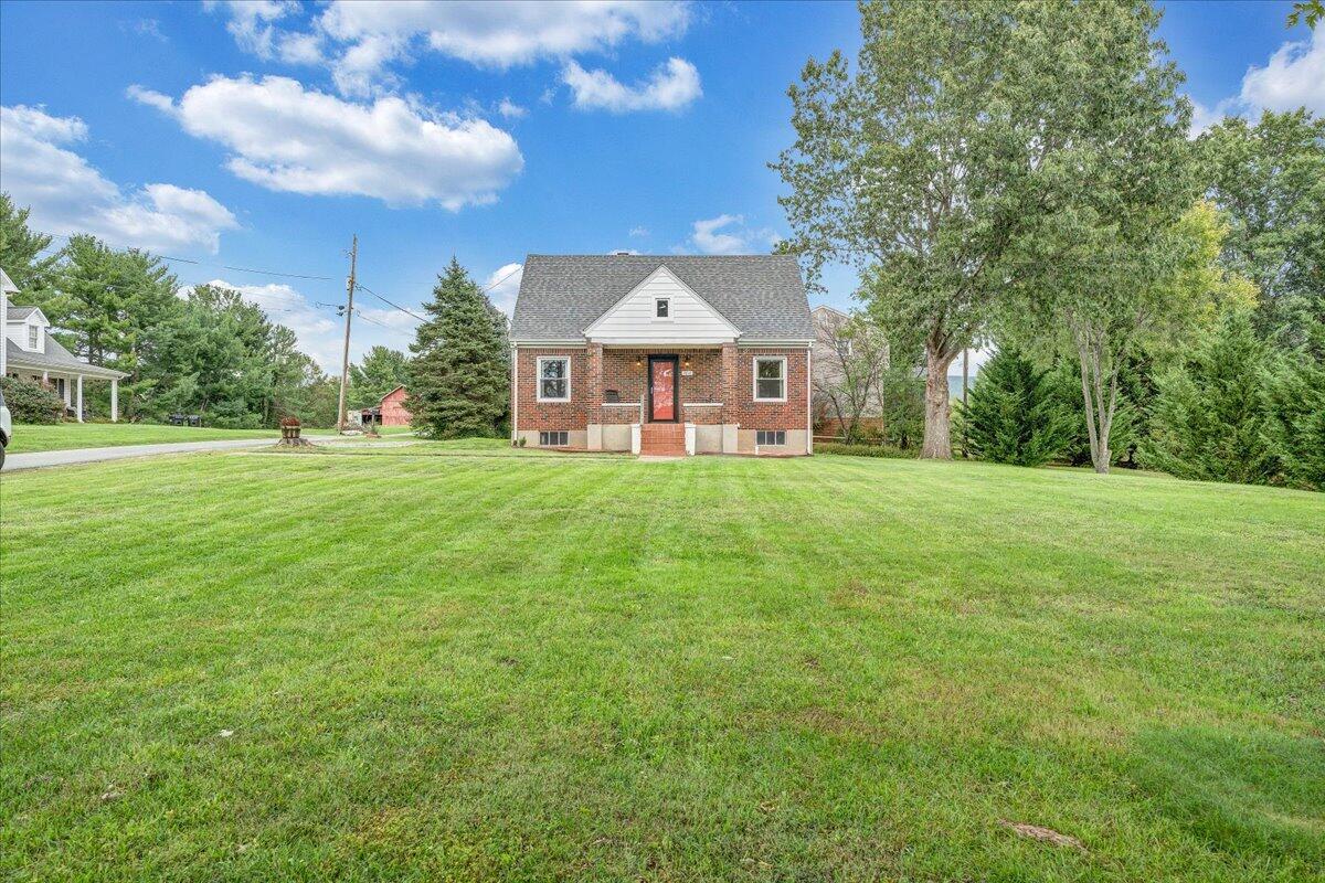 7613 Barrens RD