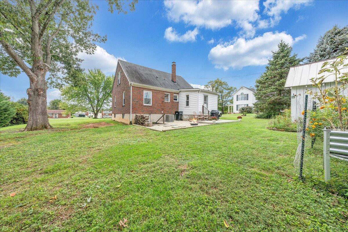 7613 Barrens RD