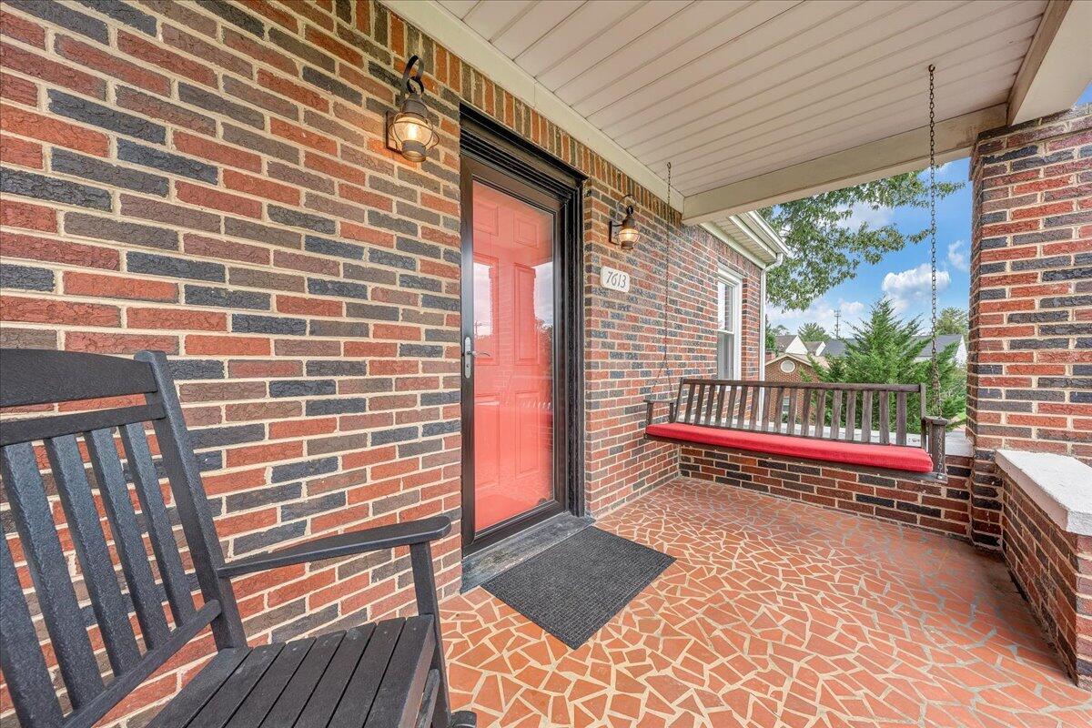 7613 Barrens RD