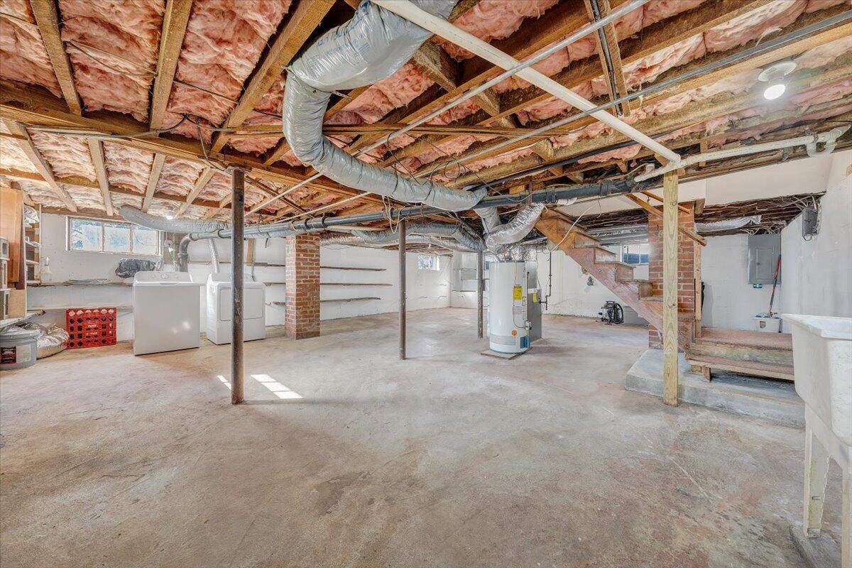 7613 Barrens RD