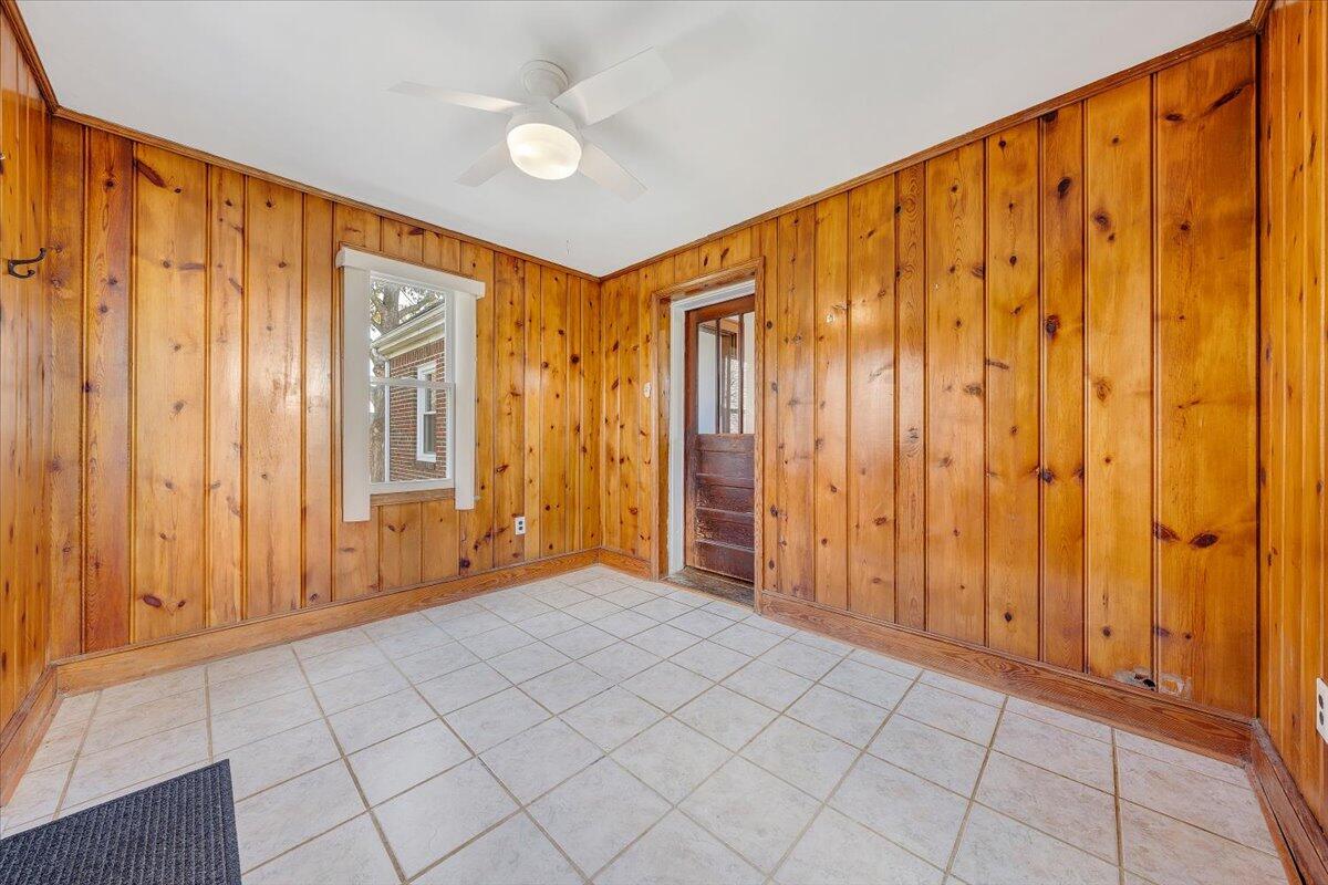 7613 Barrens RD