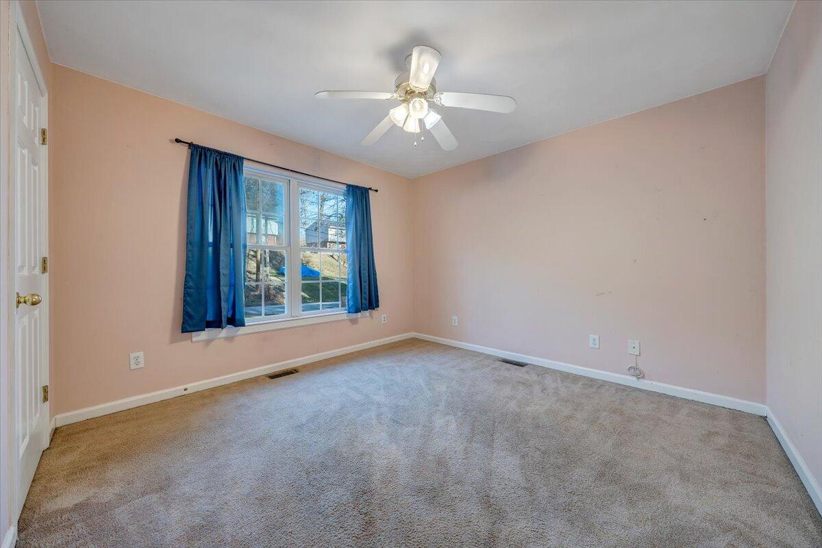 1817 Greenbrier AVE SE