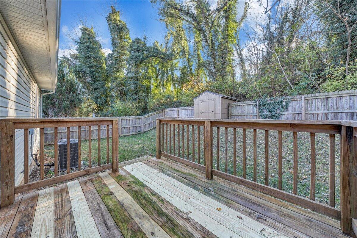 1817 Greenbrier AVE SE