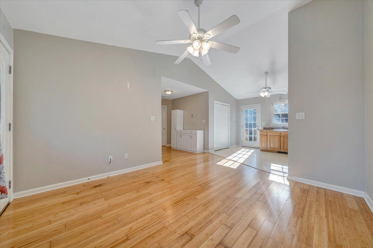 1817 Greenbrier AVE SE