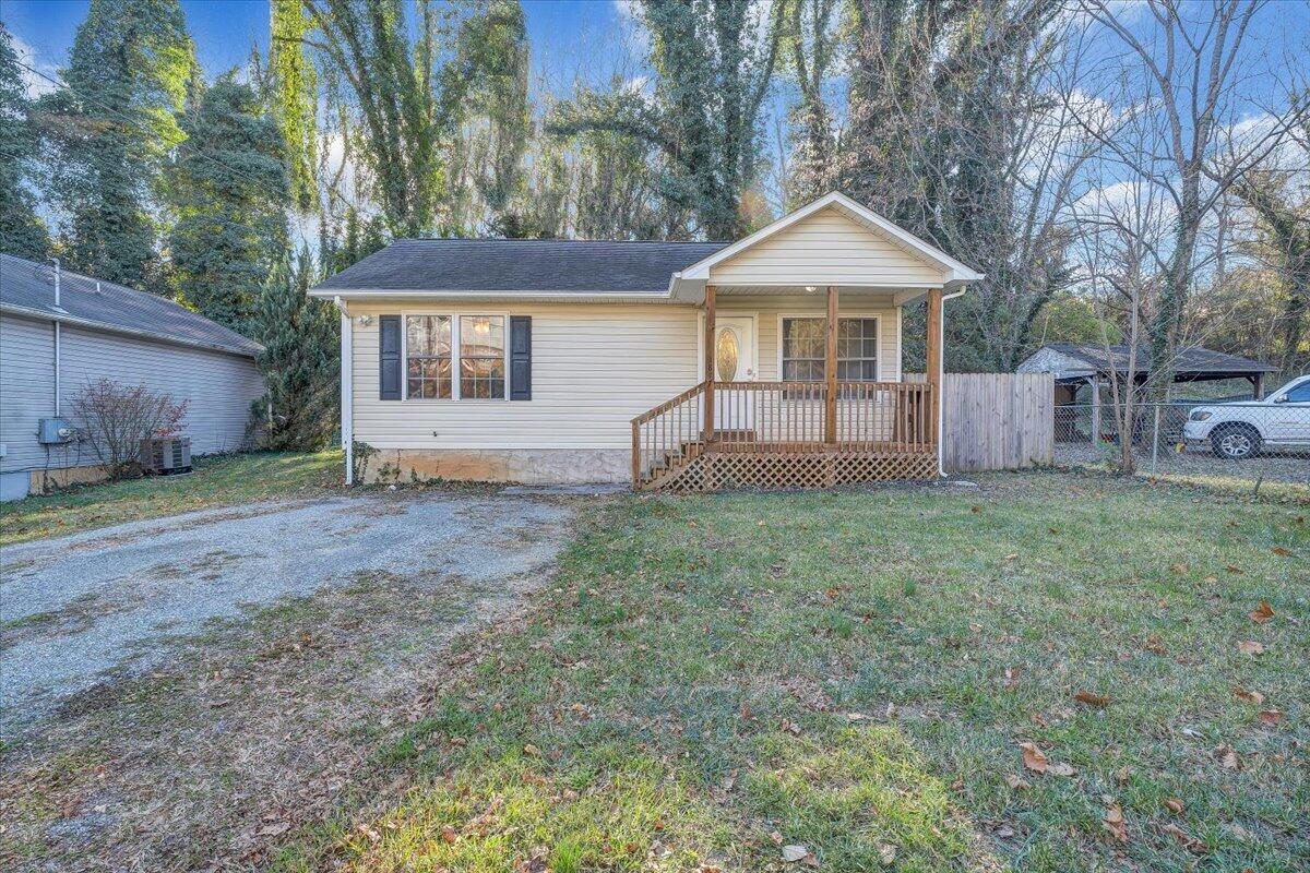 1817 Greenbrier AVE SE